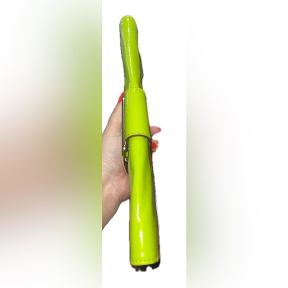 MICHAEL Michael Kors Women’s Sutton Leather Clutch, Lime - Picture 12 of 16